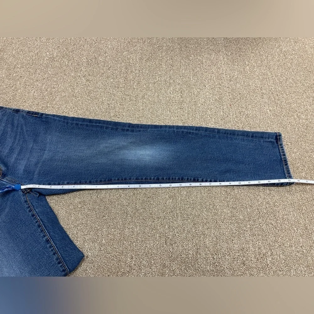 Old Navy: Boys Karate Slim Blue Jean, Size 12 Plus